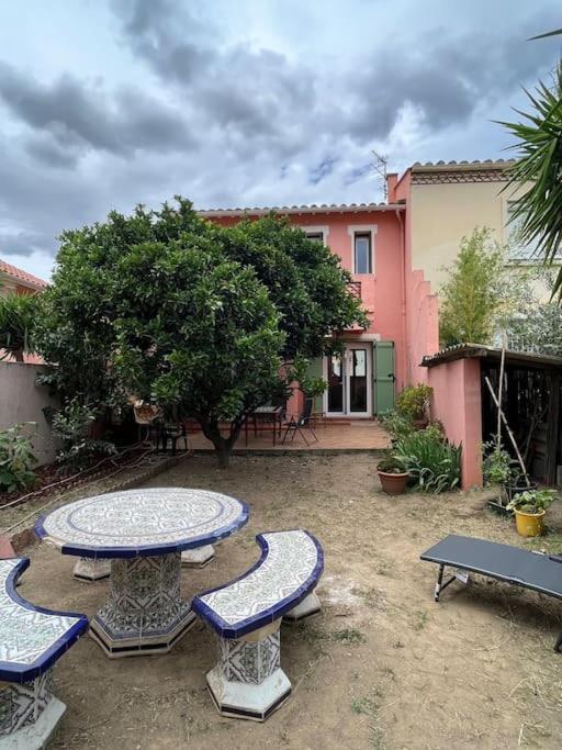 Maison De Village Vintage Avec Grand Jardin Elne Dış mekan fotoğraf