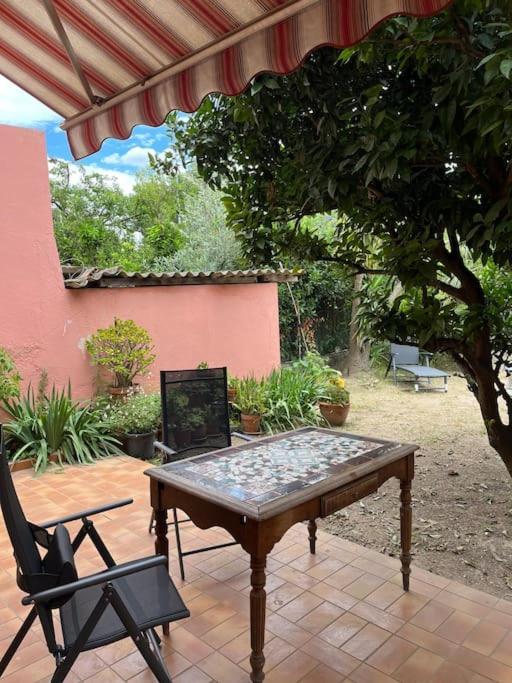 Maison De Village Vintage Avec Grand Jardin Elne Dış mekan fotoğraf